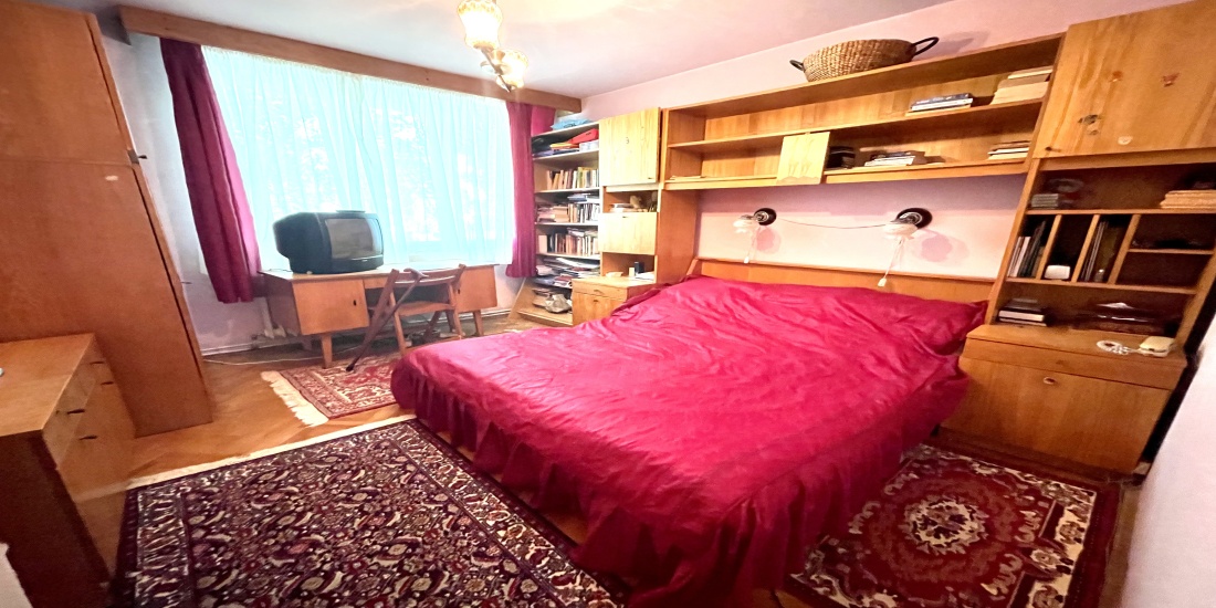 Apartament 4 camere de vanzare, vanzare apartament bacau, vânzări orizont, vânzări apartamente