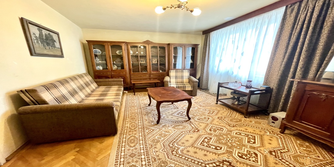 Apartament 4 camere de vanzare, vanzare apartament bacau, vânzări orizont, vânzări apartamente