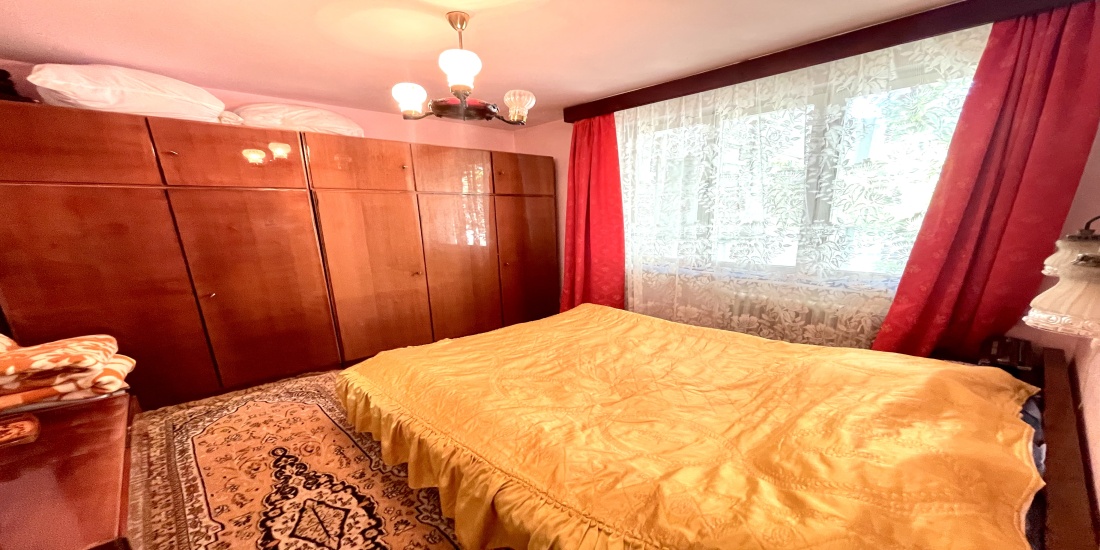 Apartament 4 camere de vanzare, vanzare apartament bacau, vânzări orizont, vânzări apartamente