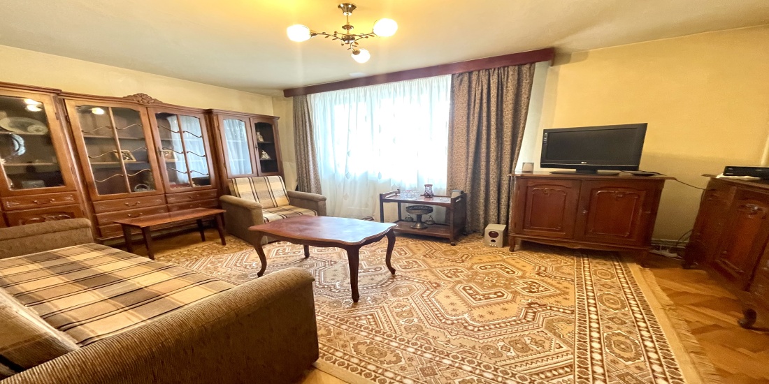 Apartament 4 camere de vanzare, vanzare apartament bacau, vânzări orizont, vânzări apartamente