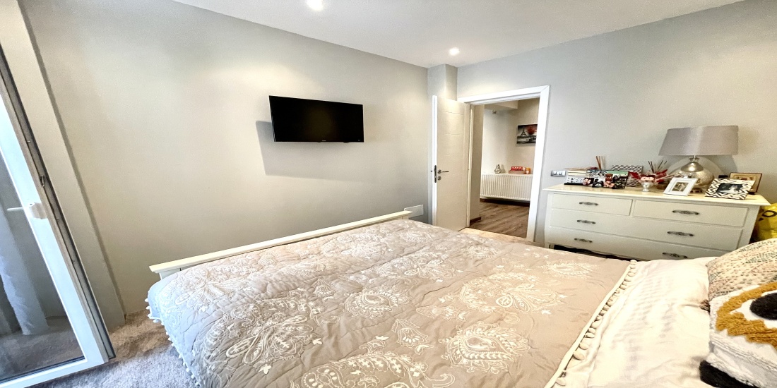 Apartament de vanzare, apartament de lux, Fiald, Bacovia, apartament mobilat