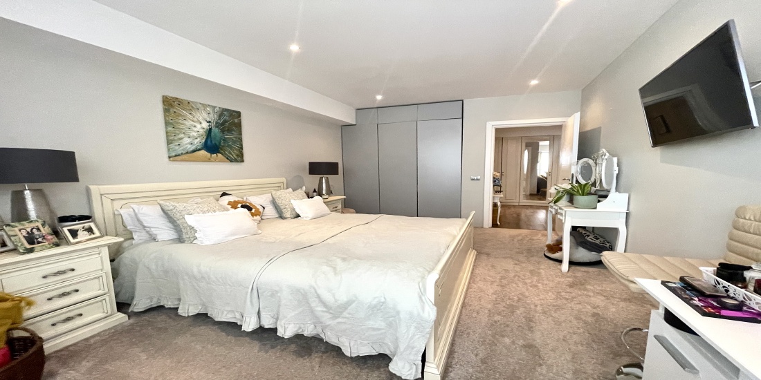 Apartament de vanzare, apartament de lux, Fiald, Bacovia, apartament mobilat