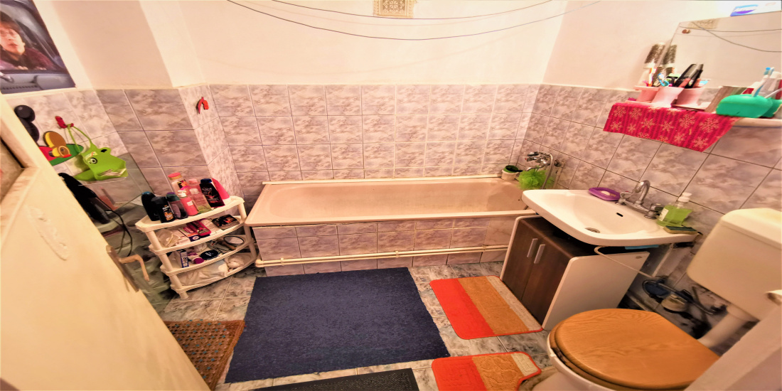 Address not available!, 3 Bedrooms Bedrooms, 3 Camere Camere,Apartament 3 camere,Vanzare,1956