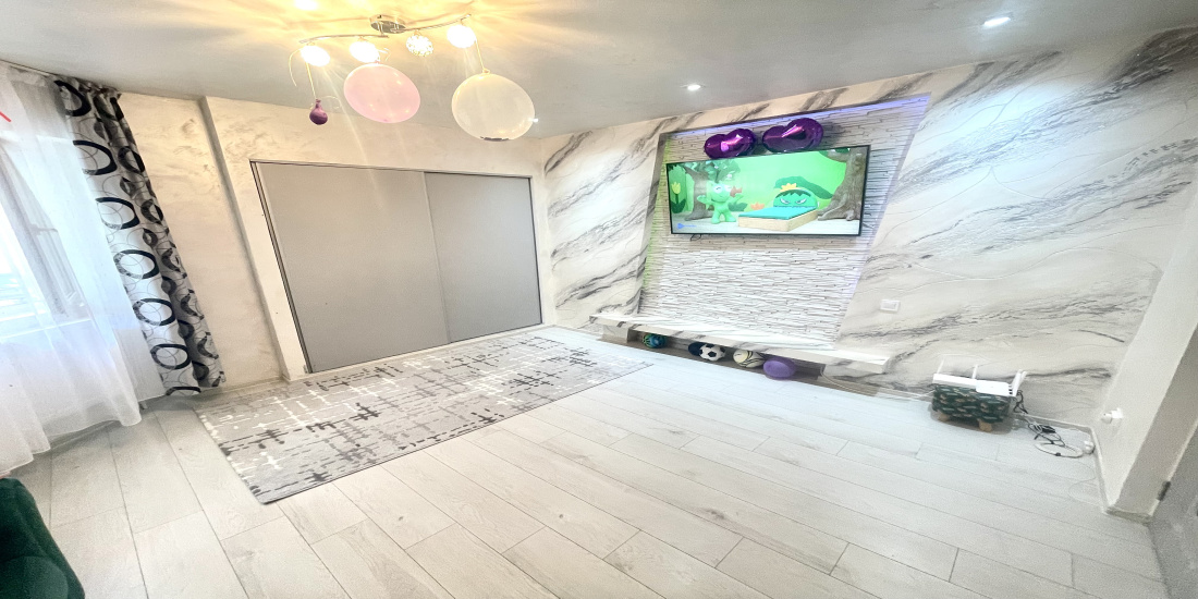 Garsoniera de vanzare