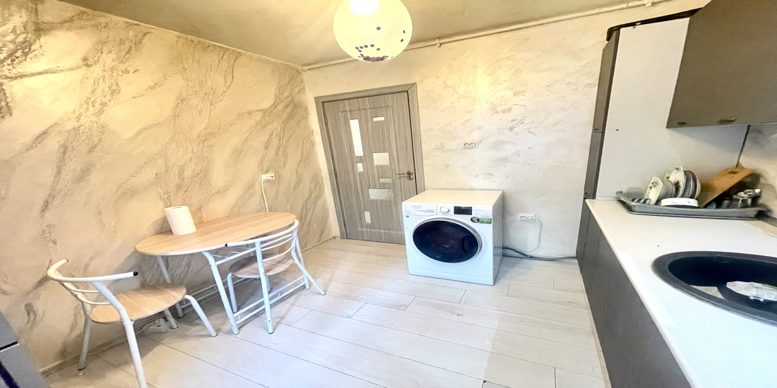 Garsoniera de vanzare