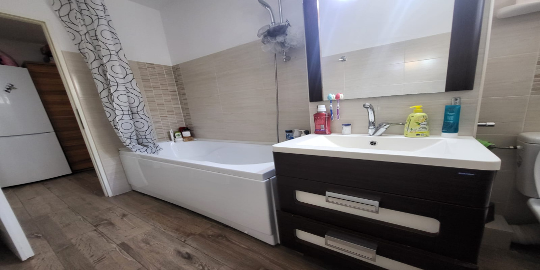 Centru, 2 Bedrooms Bedrooms, 2 Camere Camere,Apartament 2 camere,Vanzare,2112