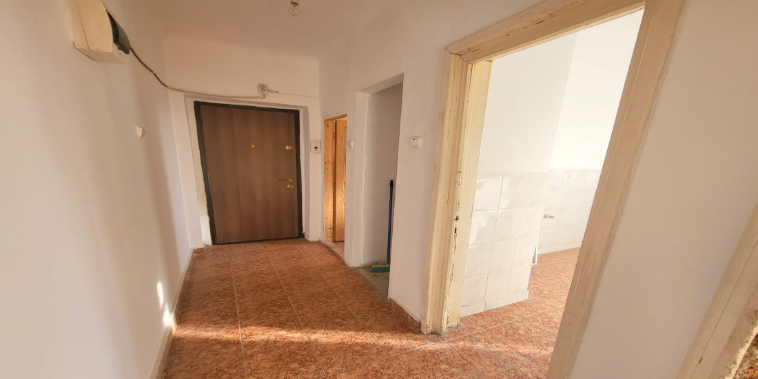 Ultracentral, 2 Bedrooms Bedrooms, 2 Camere Camere,Apartament 2 camere,Vanzare,2120