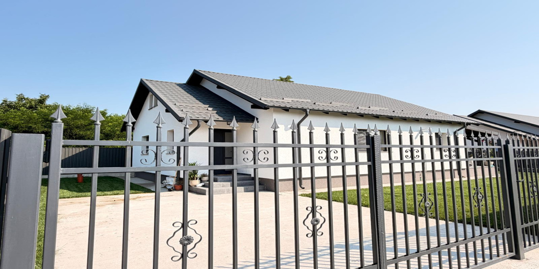 Nord, 3 Bedrooms Bedrooms, 3 Camere Camere,Case/Vile,Vanzare,2124