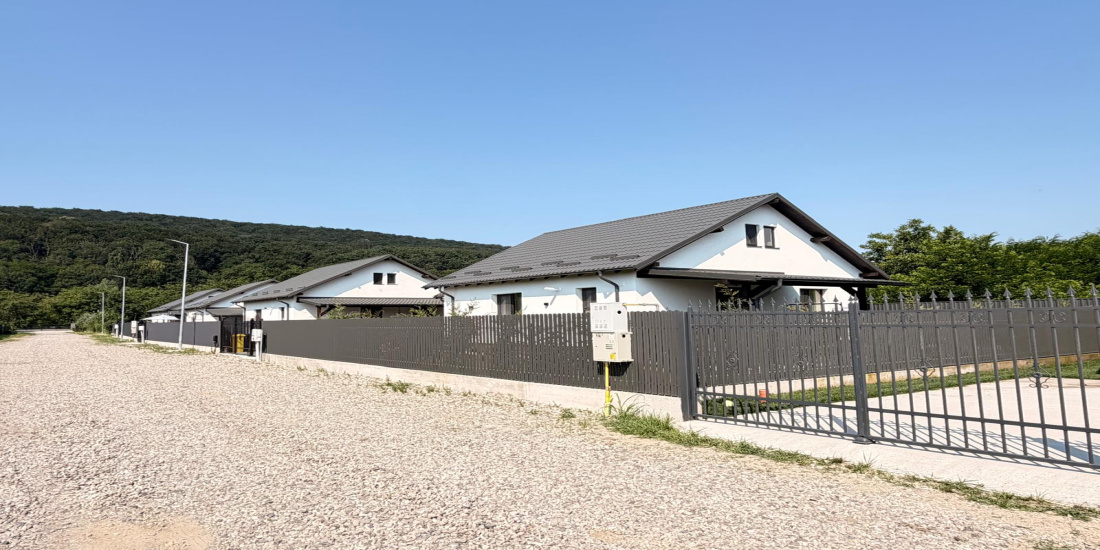 Nord, 3 Bedrooms Bedrooms, 3 Camere Camere,Case/Vile,Vanzare,2124