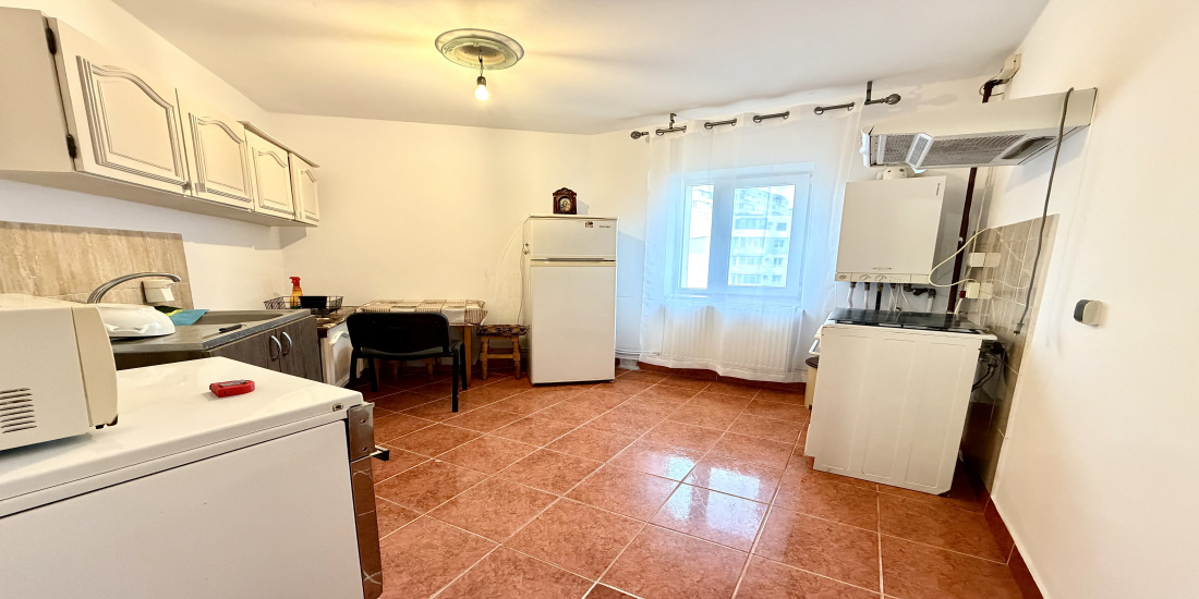 Apartament de vânzare, vânzări apartamente Bacău, apartament Bacău, imobiliare Bacău 