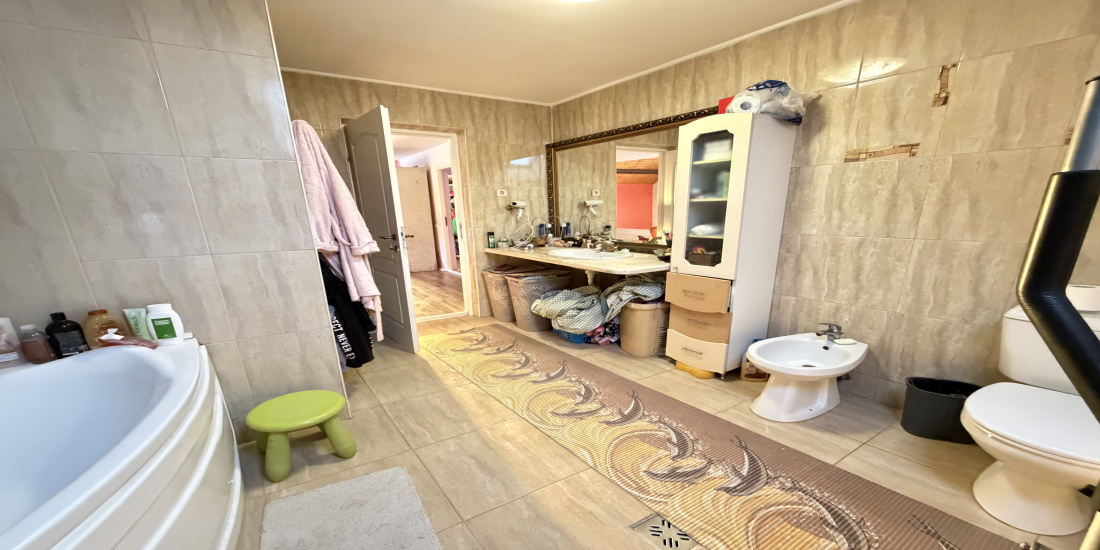 Vila, vila de vânzare, imobiliare, casa bacau