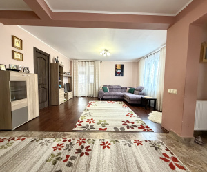 Vila de vânzare, casa de vânzare, vilă mobilată și utilată, vilă Bacău, case bacau