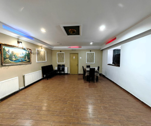 Gara, 8 Camere Camere,Spatii comerciale,Vanzare,2160
