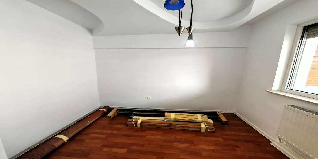 Ultracentral, 3 Bedrooms Bedrooms, 3 Camere Camere,Apartament 3 camere,Vanzare,2161