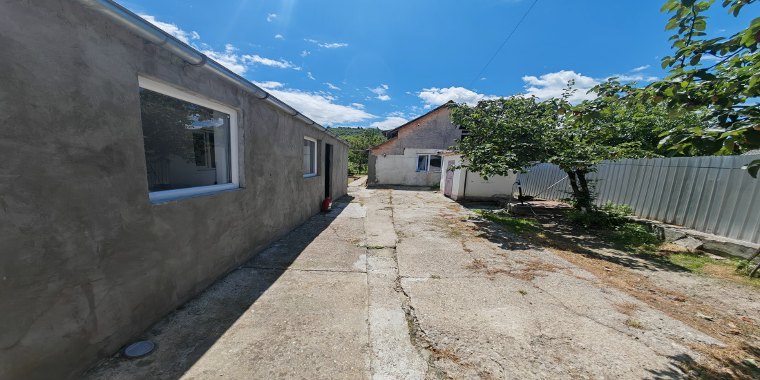 Bacau, 6 Bedrooms Bedrooms, ,Case/Vile,Vanzare,2167