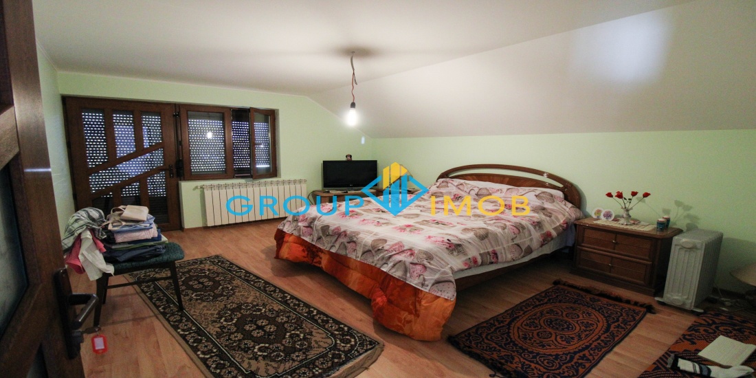 Vila de vanzare, vila sascut, vanzari vile bacau, vila pincesti, imobiliare bacau, casa de vanzare, vanzari case bacau