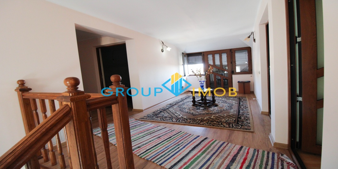 Vila de vanzare, vila sascut, vanzari vile bacau, vila pincesti, imobiliare bacau, casa de vanzare, vanzari case bacau