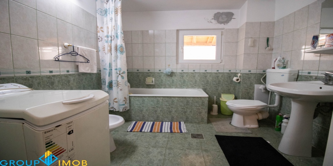 vila de vanzare, vanzari vile bacau, vila bacau, vila holt, vila serbanesti